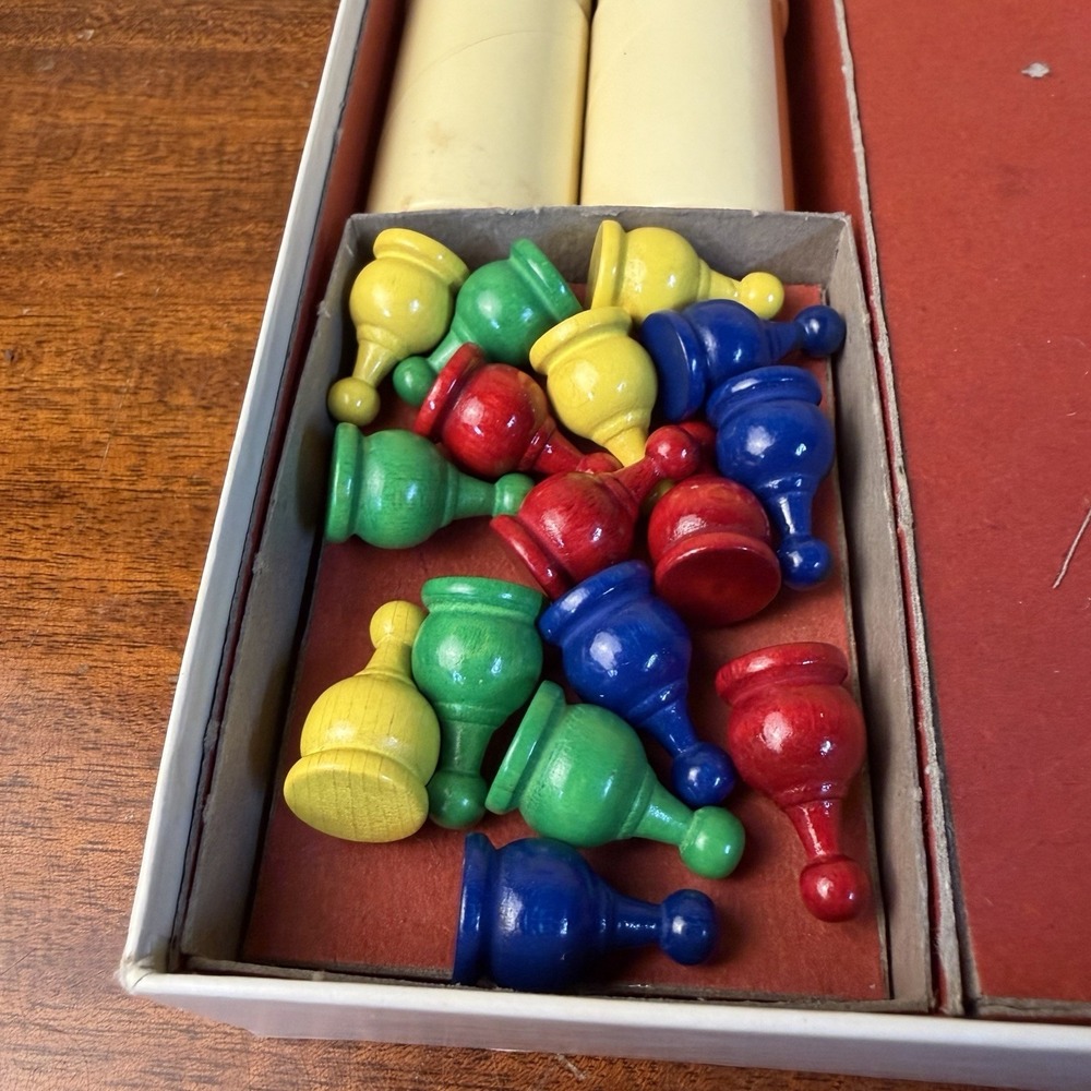 Parcheesi Royal Game of India Board Vintage Selchow & Righter COMPLETE & NICE - Picture 2 of 9
